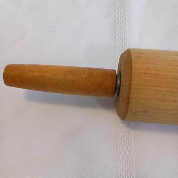 Two Vintage Wooden Rolling Pins - Picture 5 of 8